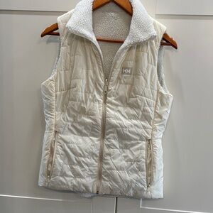 Helly Hansen Cream Quilted Reversible Sherpa-Lined Vest